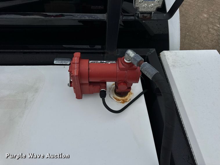 image for item EF2032 2018 Chevrolet Silverado 3500HD Crew Cab utility bed pickup truck