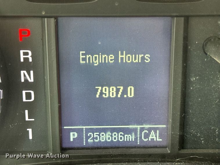 image for item EF2032 2018 Chevrolet Silverado 3500HD Crew Cab utility bed pickup truck