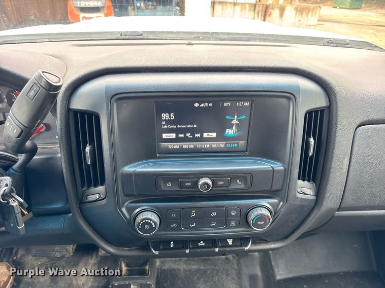 image for item EF2032 2018 Chevrolet Silverado 3500HD Crew Cab utility bed pickup truck