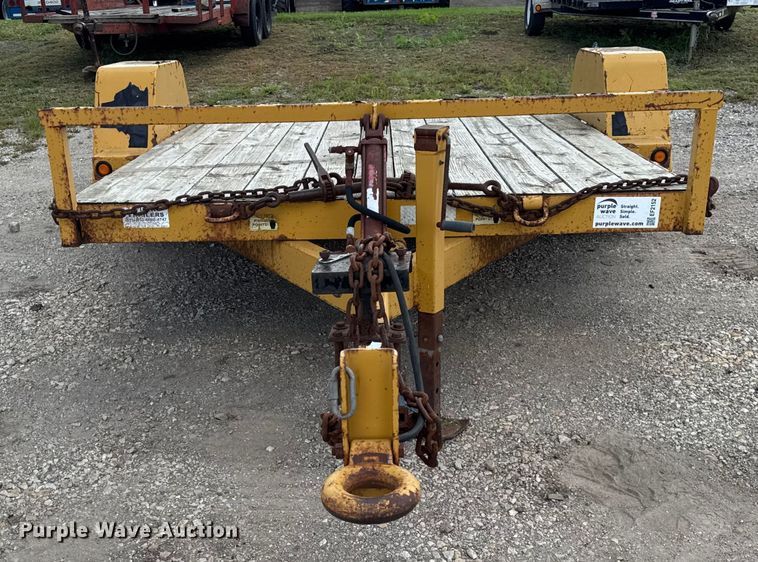 image for item EF2152 2007 B-B Trailers tilt deck equipment trailer