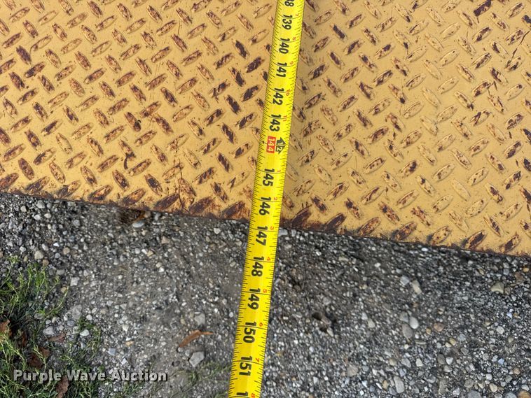 image for item EF2152 2007 B-B Trailers tilt deck equipment trailer