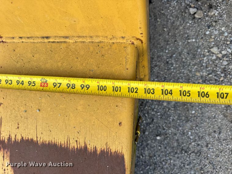 image for item EF2152 2007 B-B Trailers tilt deck equipment trailer