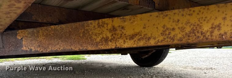 image for item EF2152 2007 B-B Trailers tilt deck equipment trailer