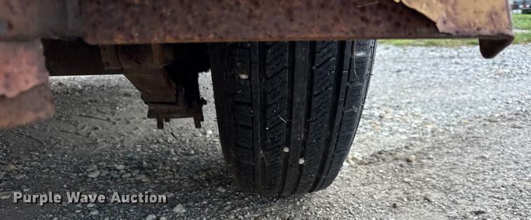 image for item EF2152 2007 B-B Trailers tilt deck equipment trailer