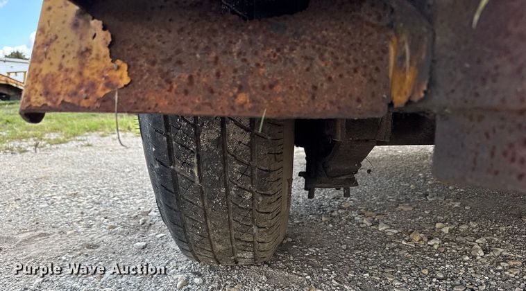 image for item EF2152 2007 B-B Trailers tilt deck equipment trailer