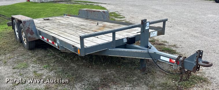 image for item EF2153 2000 B-B equipment trailer