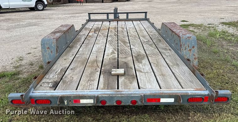 image for item EF2153 2000 B-B equipment trailer