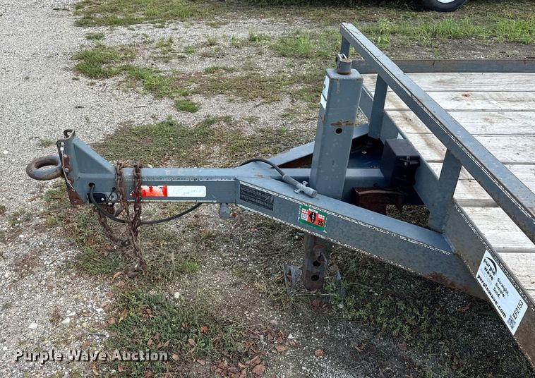 image for item EF2153 2000 B-B equipment trailer