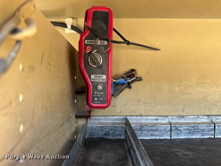 image for item EF2162 2013 Dodge Ram 3500 Crew Cab utility bed pickup truck