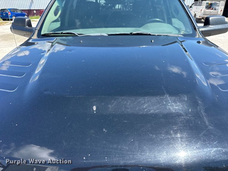 image for item EF2162 2013 Dodge Ram 3500 Crew Cab utility bed pickup truck