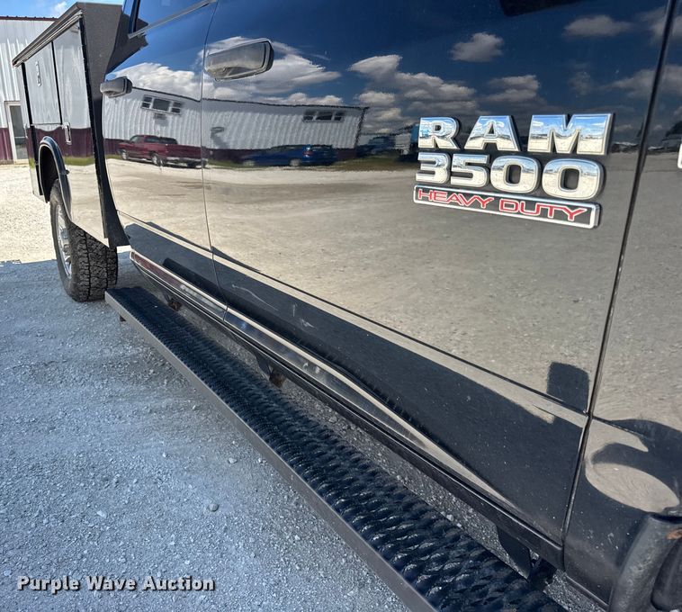 image for item EF2162 2013 Dodge Ram 3500 Crew Cab utility bed pickup truck