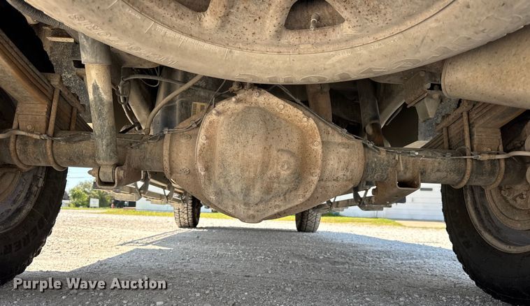 image for item EF2162 2013 Dodge Ram 3500 Crew Cab utility bed pickup truck