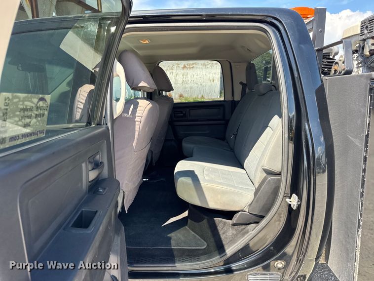 image for item EF2162 2013 Dodge Ram 3500 Crew Cab utility bed pickup truck