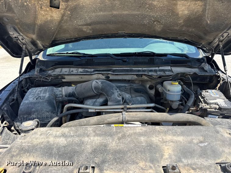 image for item EF2162 2013 Dodge Ram 3500 Crew Cab utility bed pickup truck