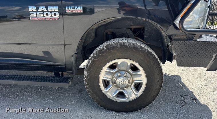 image for item EF2162 2013 Dodge Ram 3500 Crew Cab utility bed pickup truck