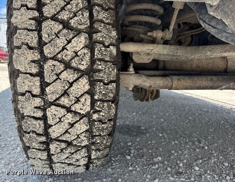 image for item EF2162 2013 Dodge Ram 3500 Crew Cab utility bed pickup truck