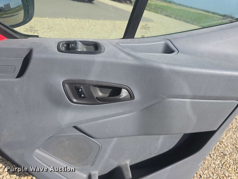 image for item EF3600 2017 Ford Transit 150 van