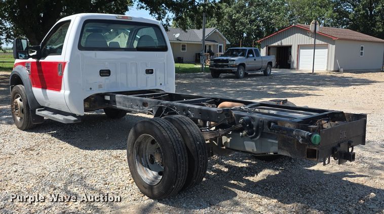 image for item EF3745 2008 Ford F550 XL Super Duty truck cab and chassis