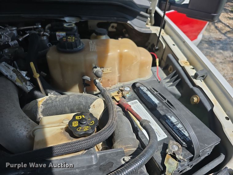 image for item EF3745 2008 Ford F550 XL Super Duty truck cab and chassis