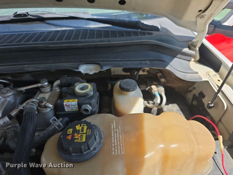 image for item EF3745 2008 Ford F550 XL Super Duty truck cab and chassis