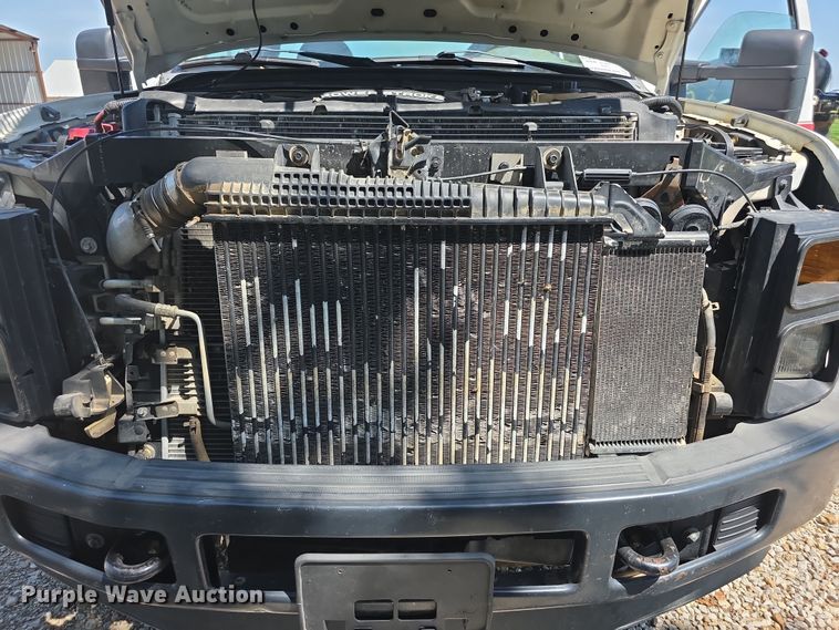 image for item EF3745 2008 Ford F550 XL Super Duty truck cab and chassis