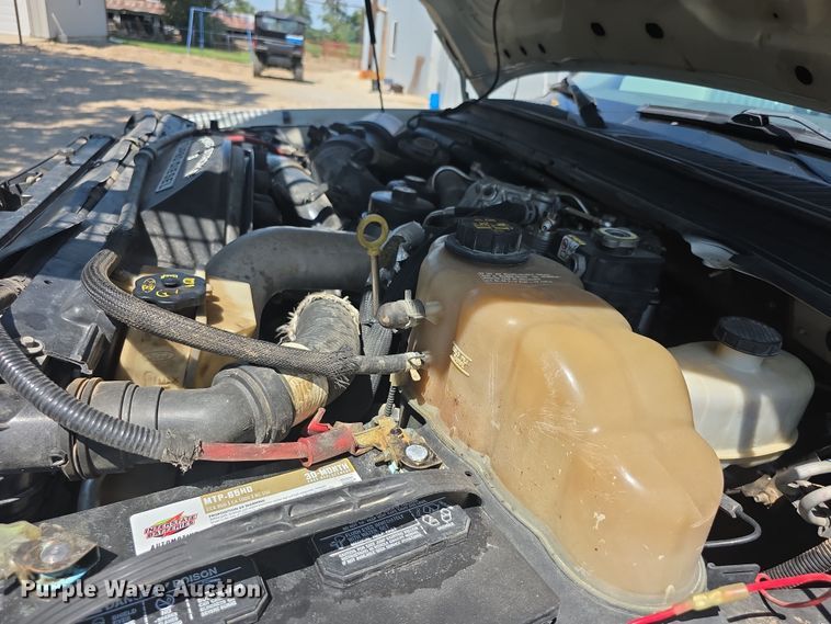 image for item EF3745 2008 Ford F550 XL Super Duty truck cab and chassis