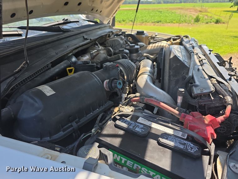 image for item EF3745 2008 Ford F550 XL Super Duty truck cab and chassis