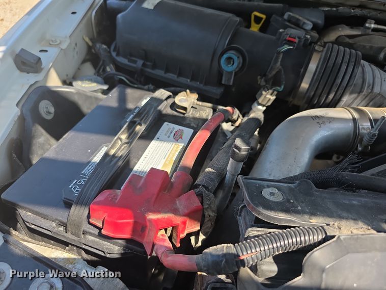 image for item EF3745 2008 Ford F550 XL Super Duty truck cab and chassis