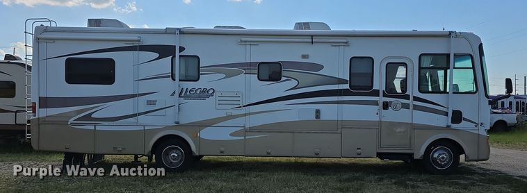 image for item EF3753 2007 Ford Allegro RV