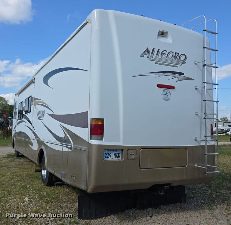 image for item EF3753 2007 Ford Allegro RV