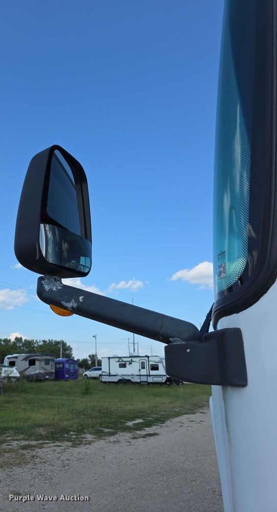 image for item EF3753 2007 Ford Allegro RV