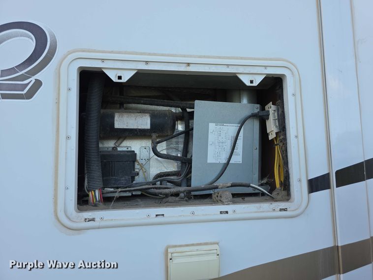 image for item EF3753 2007 Ford Allegro RV