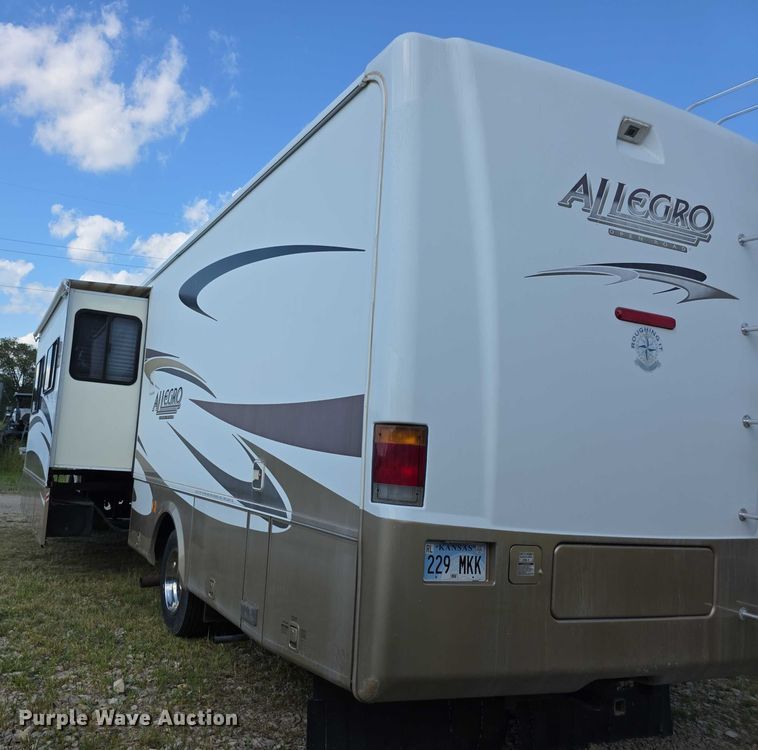 image for item EF3753 2007 Ford Allegro RV