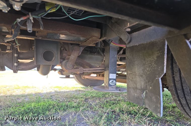 image for item EF3753 2007 Ford Allegro RV