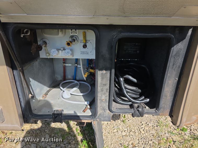 image for item EF3753 2007 Ford Allegro RV