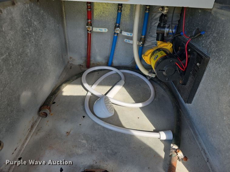 image for item EF3753 2007 Ford Allegro RV