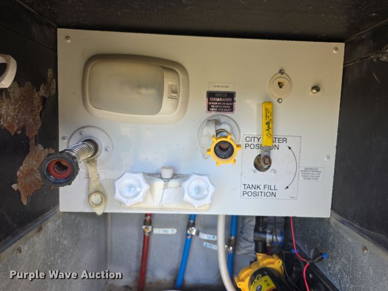 image for item EF3753 2007 Ford Allegro RV