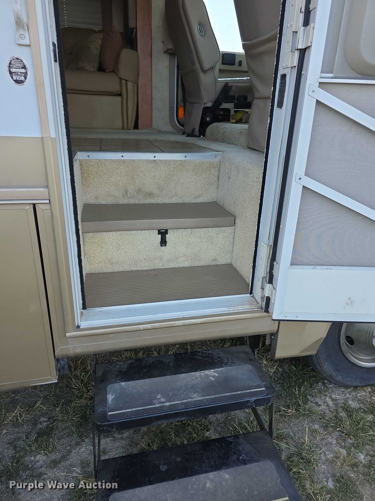 image for item EF3753 2007 Ford Allegro RV