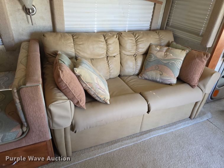 image for item EF3753 2007 Ford Allegro RV