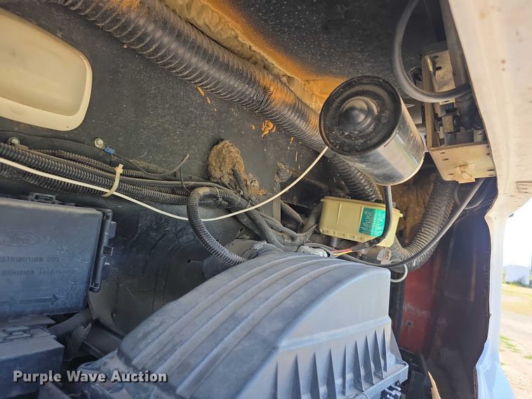 image for item EF3753 2007 Ford Allegro RV