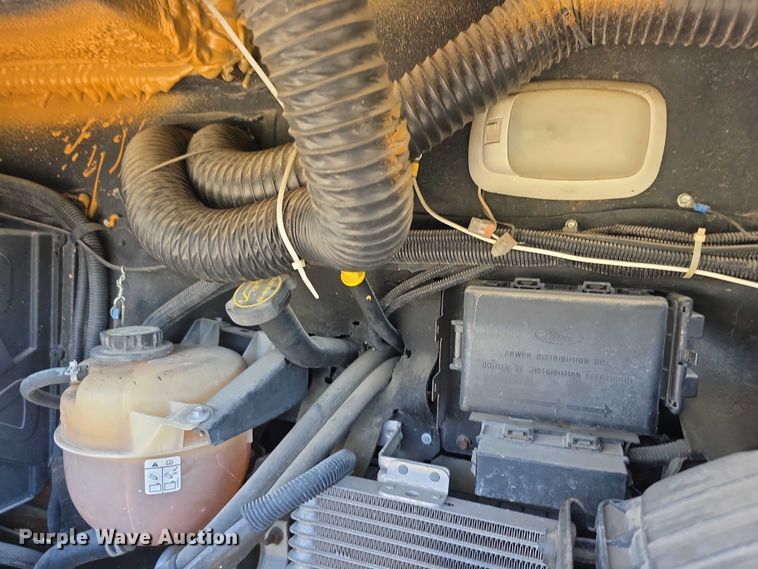 image for item EF3753 2007 Ford Allegro RV