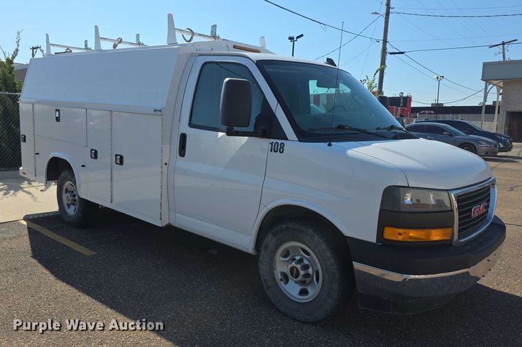 image for item EF3766 2018 GMC Savana utility van