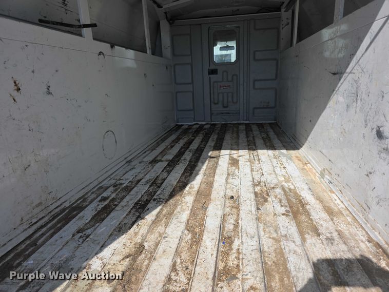 image for item EF3766 2018 GMC Savana utility van