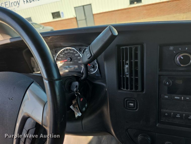 image for item EF3766 2018 GMC Savana utility van