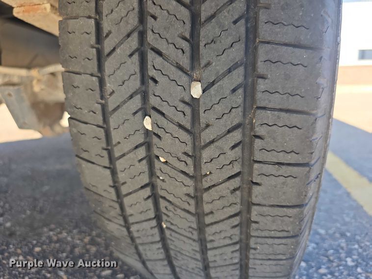 image for item EF3766 2018 GMC Savana utility van