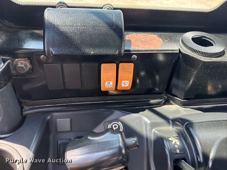 image for item EG2262 2016 Kubota RTV-X1140 utility vehicle