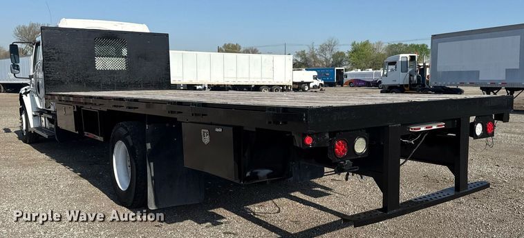 image for item EG5731 2013 Freightliner Business Class M2 Crew Cab flatbed truck