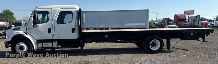 image for item EG5731 2013 Freightliner Business Class M2 Crew Cab flatbed truck