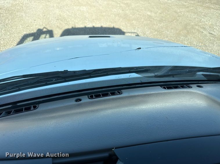 image for item EG5731 2013 Freightliner Business Class M2 Crew Cab flatbed truck