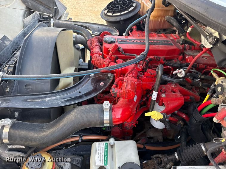 image for item EG5731 2013 Freightliner Business Class M2 Crew Cab flatbed truck